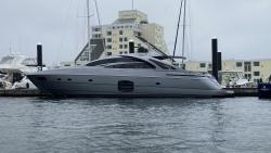 2016 70' Pershing 70