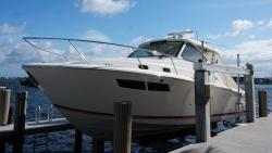 2019 35' Pursuit OS 355 Offshore