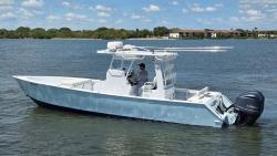 2012 33' Contender Custom 33 Center Console