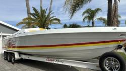 1997 32' Baja Outlaw 32