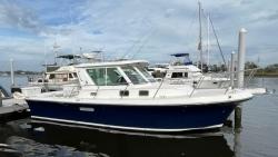 2005 31' Albin 31 Tournament Express