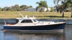 2005 44' Hinckley Talaria 44 Motor Yacht