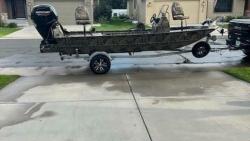 2023 19' Lowe Roughneck 1860