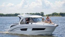 2025 27' Beneteau Antares 9
