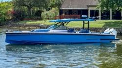 2025 37' Axopar 37 Sun Top BRABUS Trim