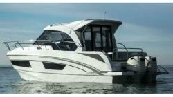 2025 29' Beneteau Antares 9