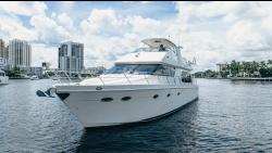 2005 56' Carver 56 Voyager