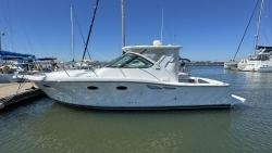 2005 32' Tiara Yachts 3200 Open