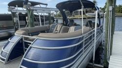 2021 25' Bennington 