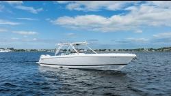 2011 40' Intrepid 400 Open