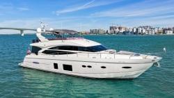 2014 72' Princess Y72
