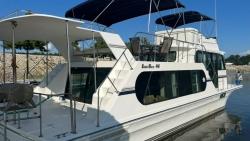 2002 44' Harbor Master 440 Widebody