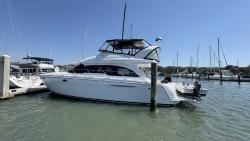 2005 41' Meridian 411 Sedan