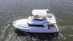 2019 35' Beneteau Swift Trawler
