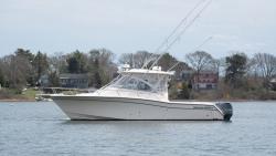 2009 33' Grady-White Express 330
