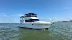 2000 40' Carver 406 Motor Yacht