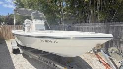 2012 22' Pathfinder 2200