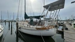 1983 37' Tayana Cutter