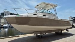 2008 30' Robalo R305 Walkaround